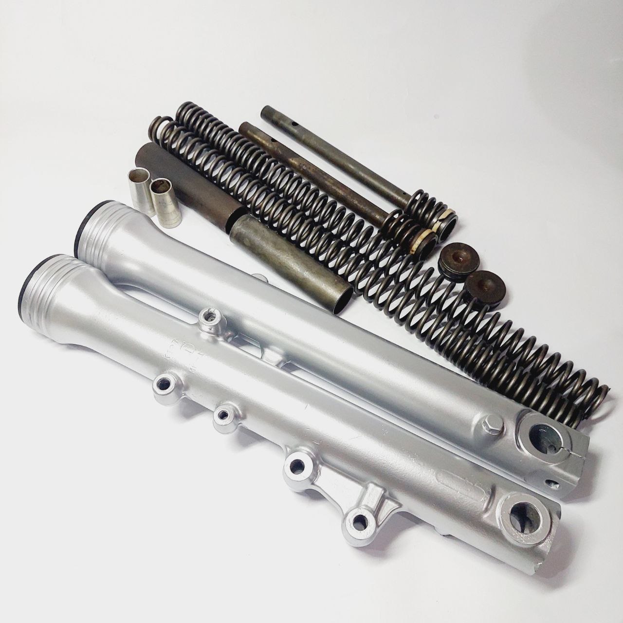 BUTTOM SHOCK DEPAN SET KAWASAKI SERPICO