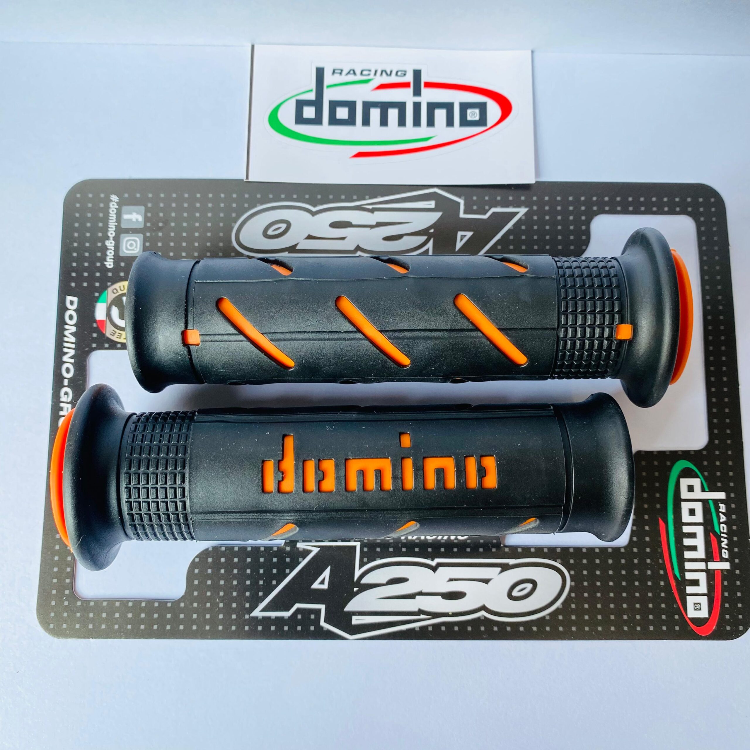 HANDGRIP DOMINO SUPER SOFT GRIPS BLACK ORANGE - Gambar 3